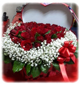 kalpli kutuda güller-kırmızı beyaz